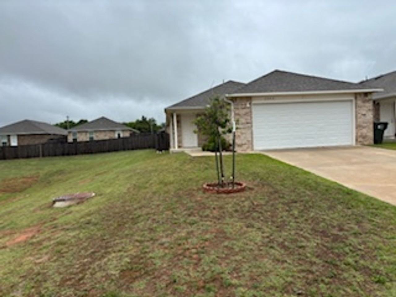 2903 Slider Ct - Photo 2 of 13
