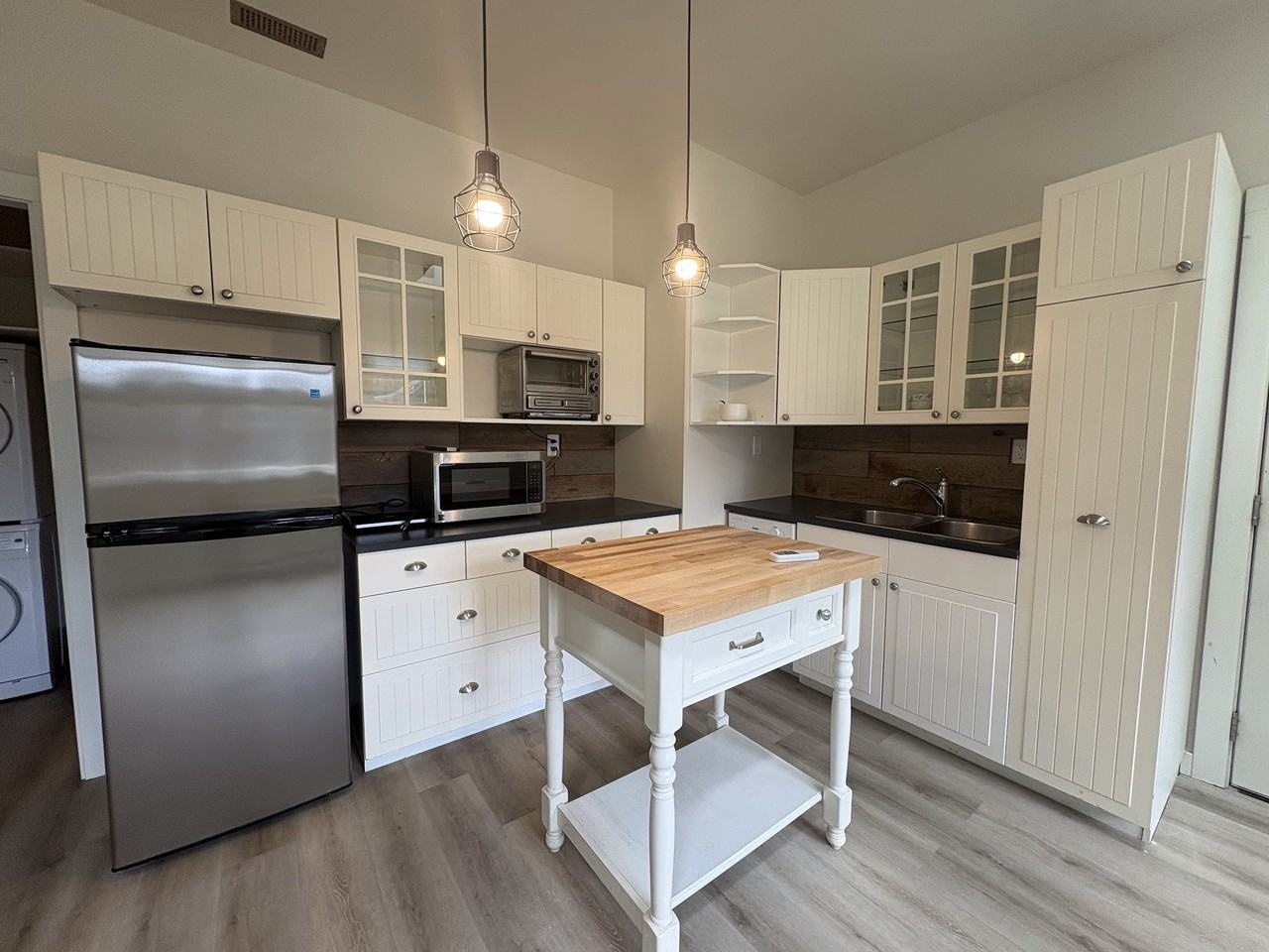 5893 Kilkee Drive - Photo 3 of 16