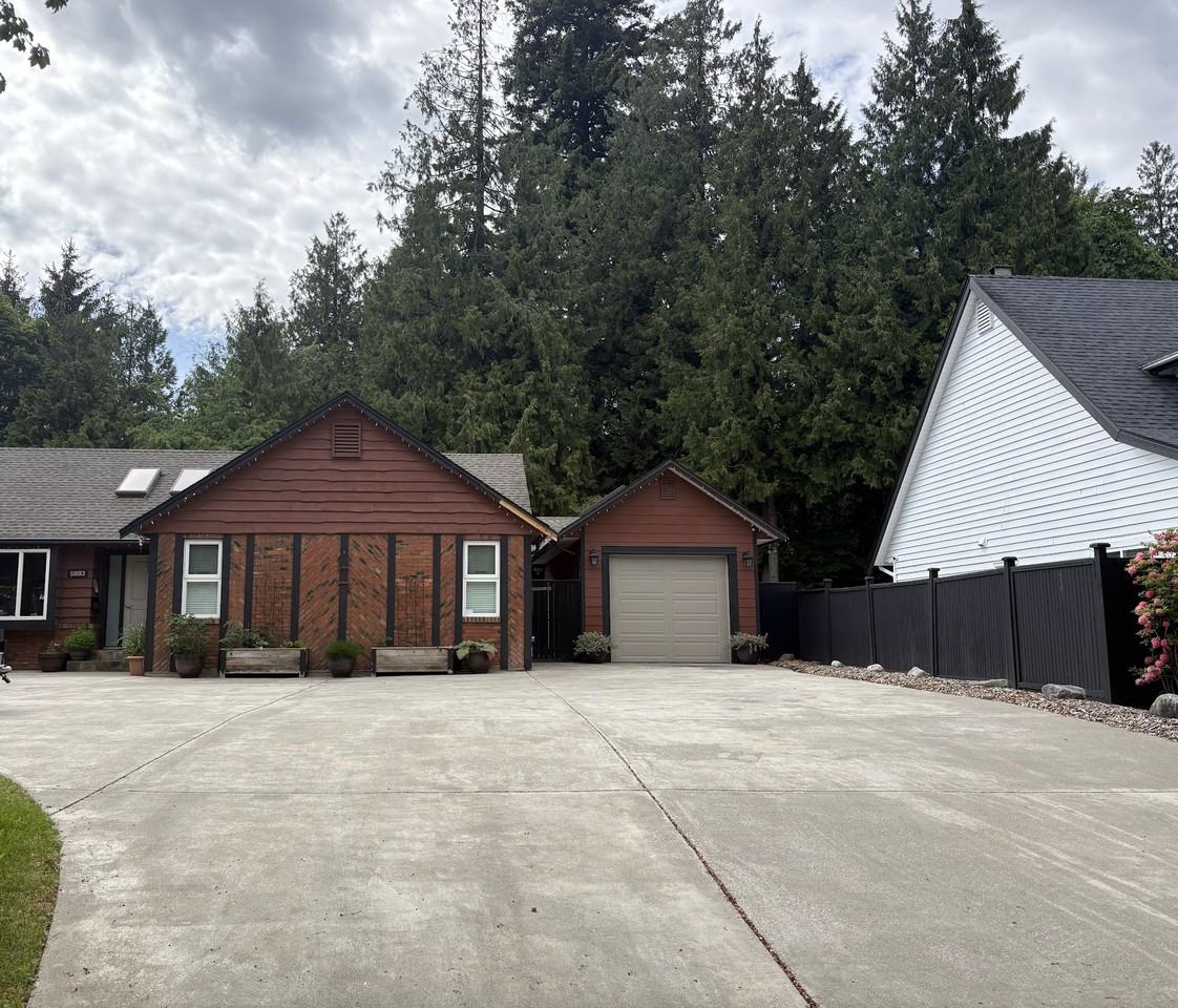 5893 Kilkee Drive - Photo 4 of 16
