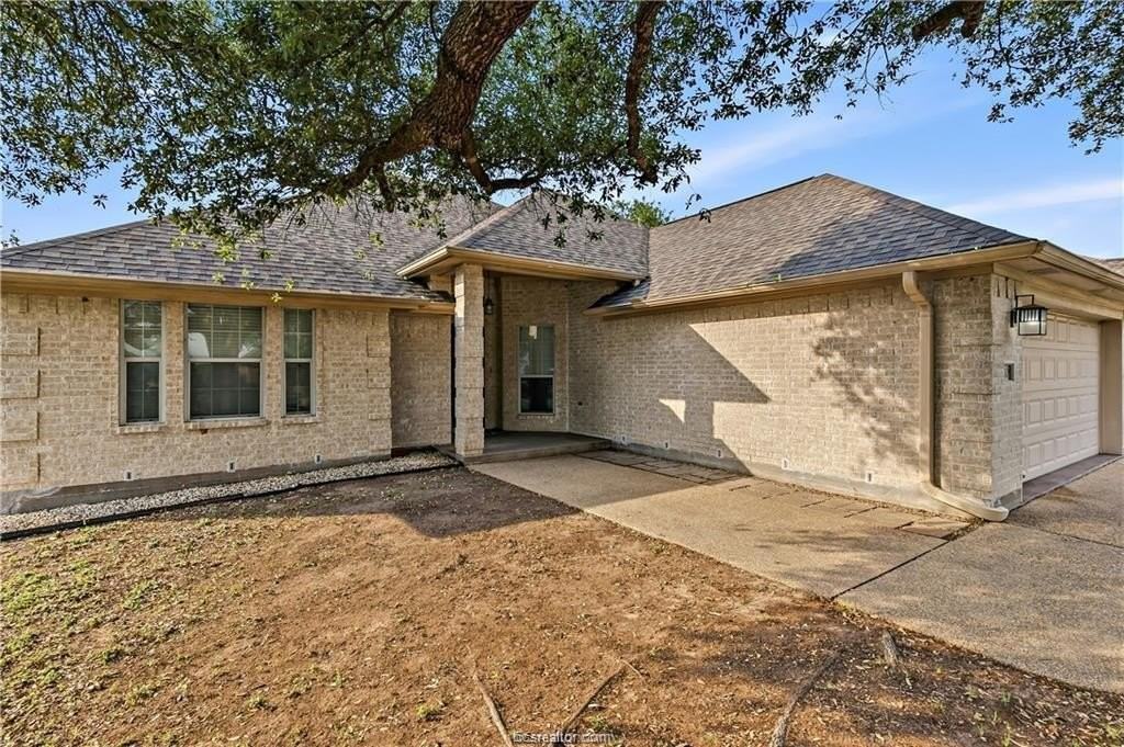 5310 Draycott Ct - Photo 2 of 31