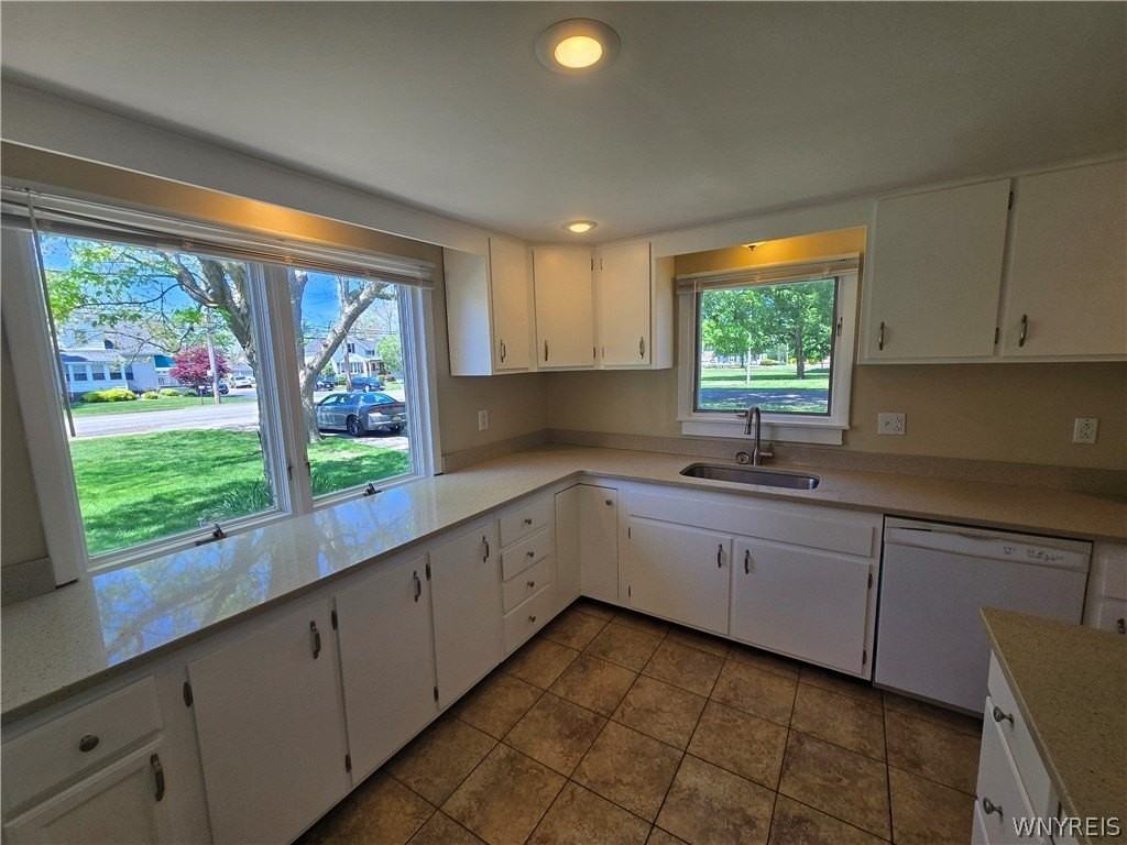 4289 Harris Hill Rd - Photo 6 of 18