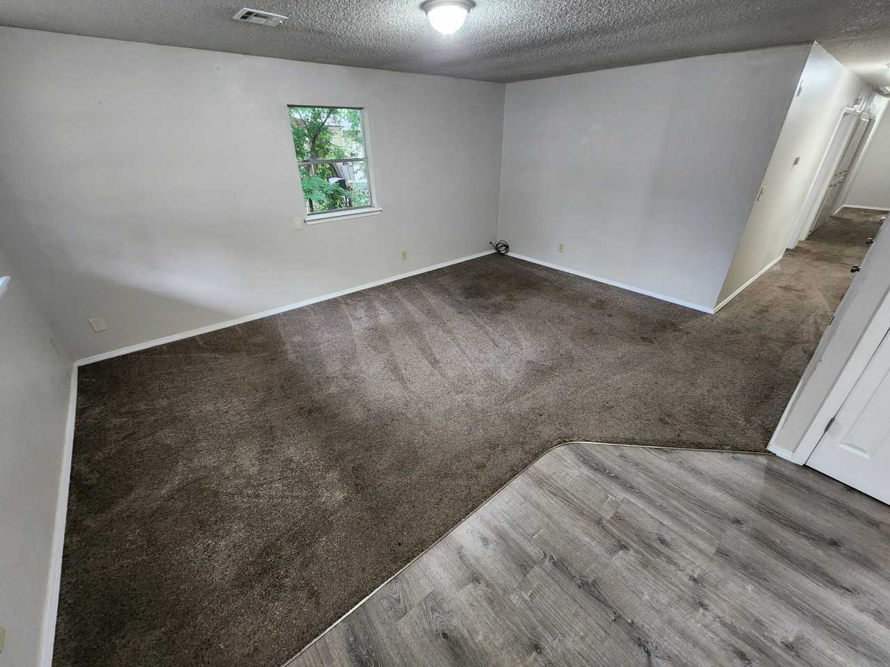 412 E 7th St #1 - Photo 2 of 13
