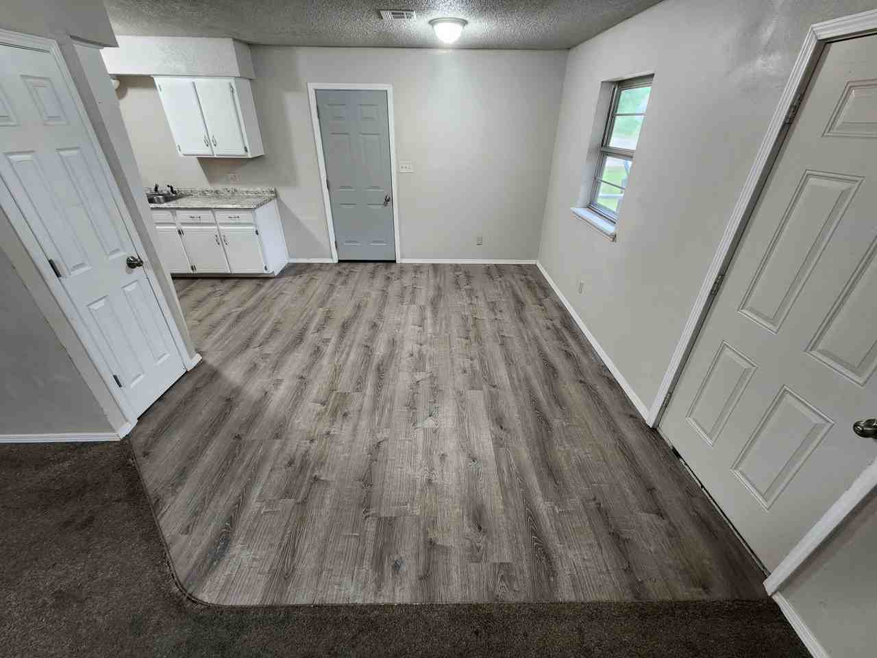 412 E 7th St #1 - Photo 3 of 13