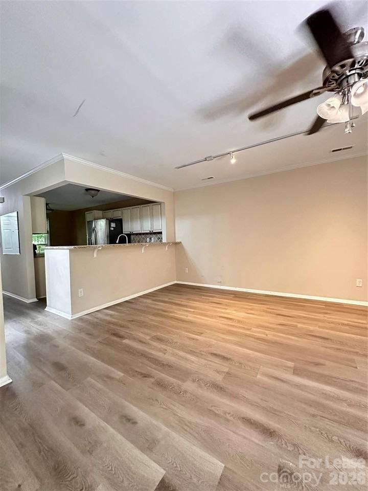 4101 Ivystone Ct - Photo 6 of 16