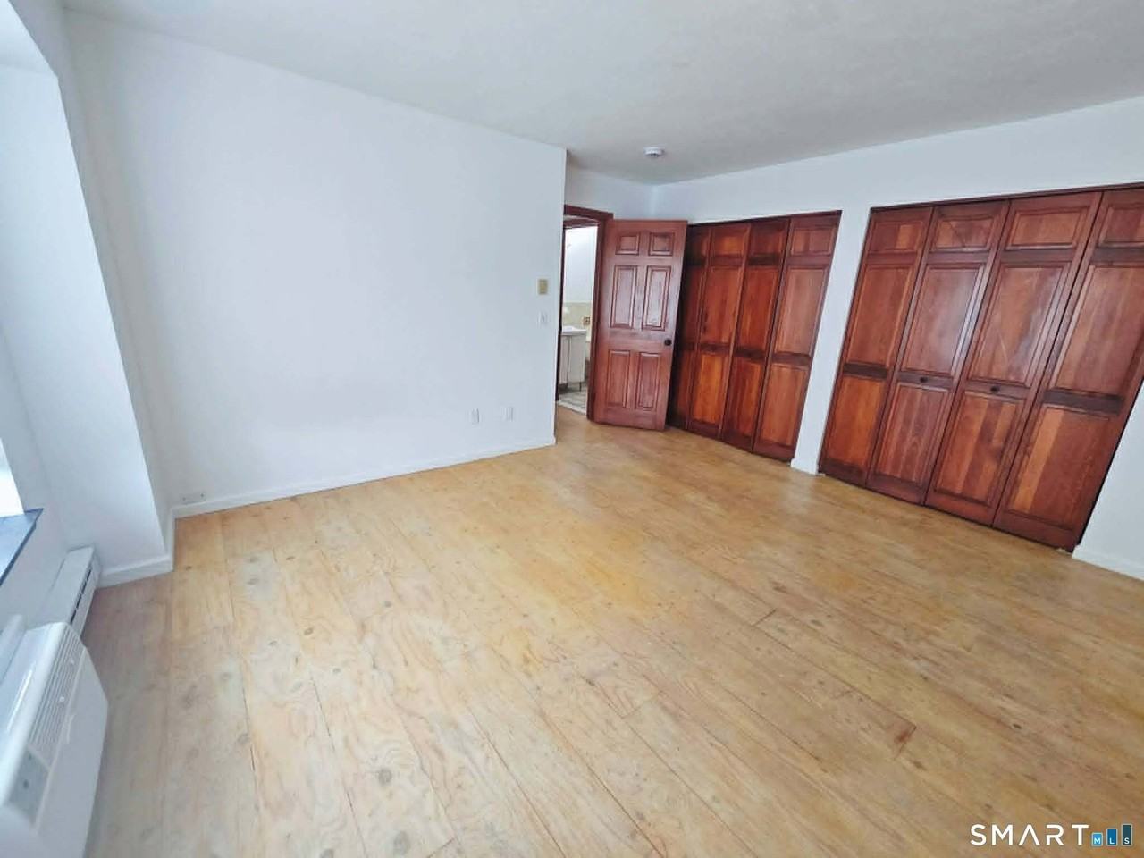 112 Bond St #3E - Photo 5 of 8