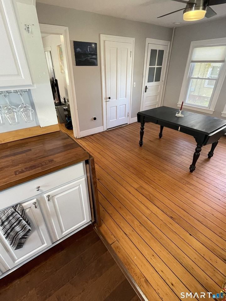 11 Huber Ave - Photo 5 of 26