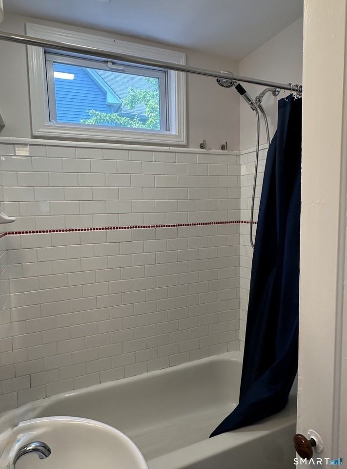 11 Huber Ave - Photo 6 of 26