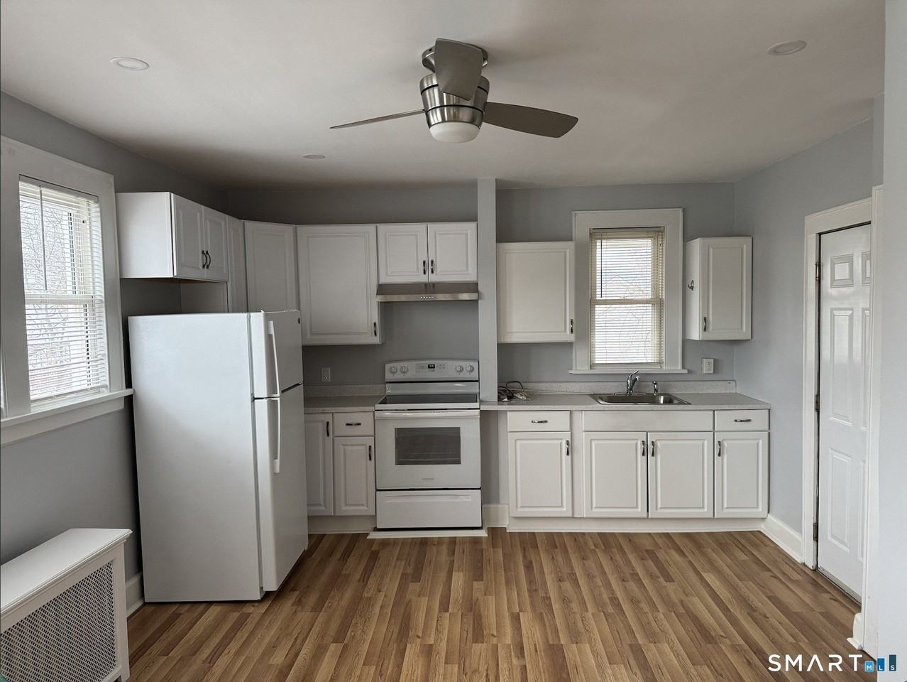 285 Clover St #2 - Photo 2 of 15