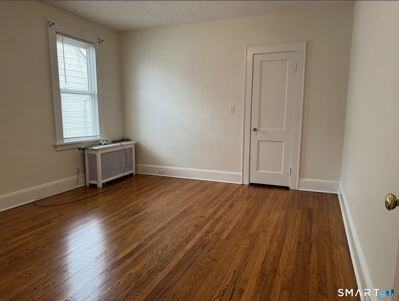 285 Clover St #2 - Photo 5 of 15