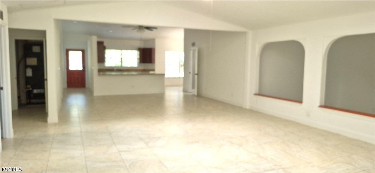 315 Cleveland Ave - Photo 5 of 44