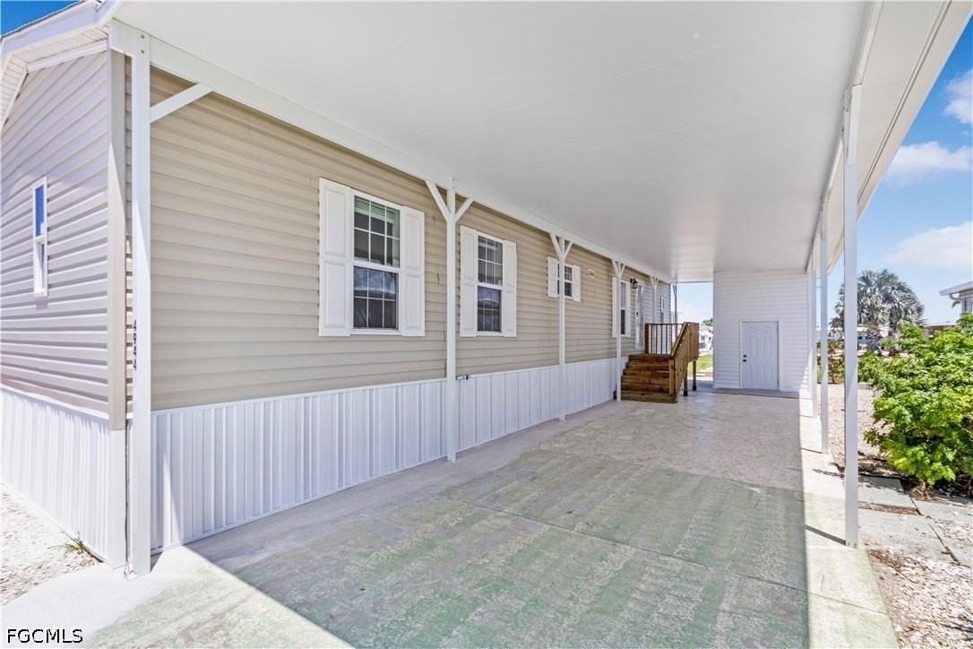 4944 Porky Ln - Photo 5 of 28