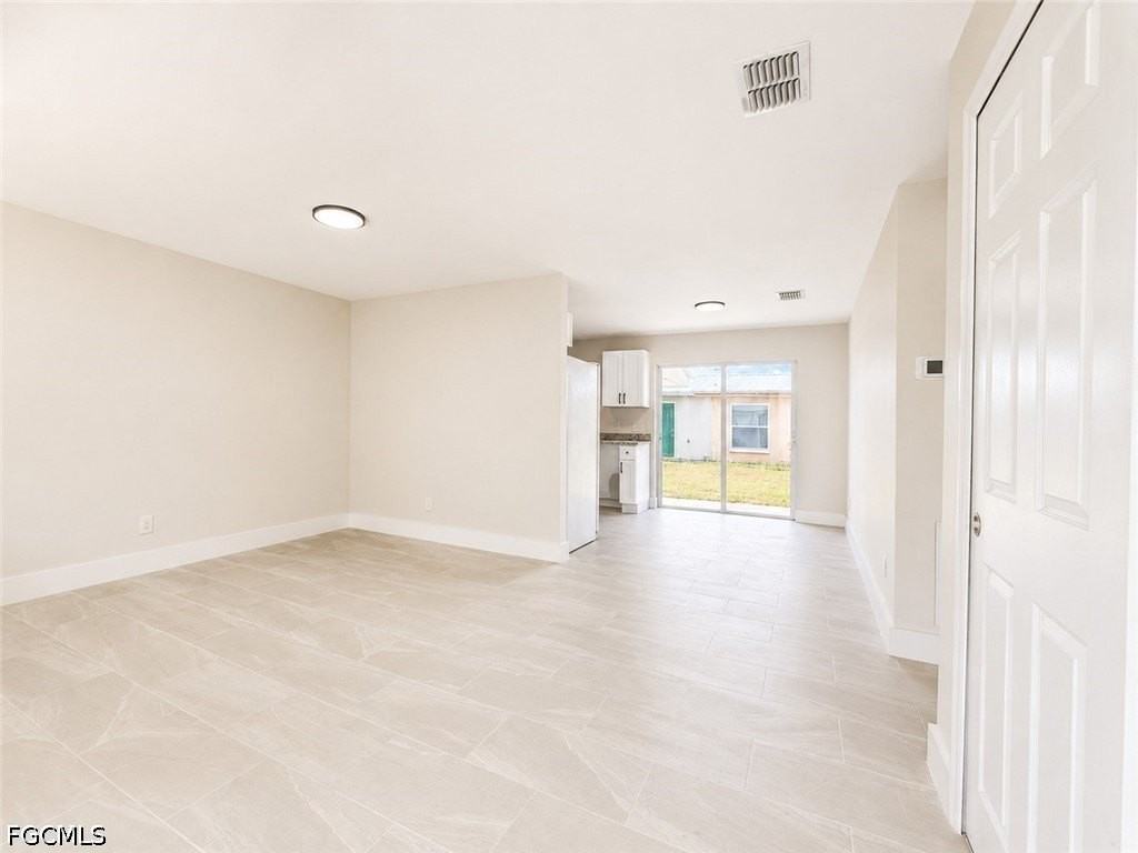5422 9th Ave - Photo 2 of 10
