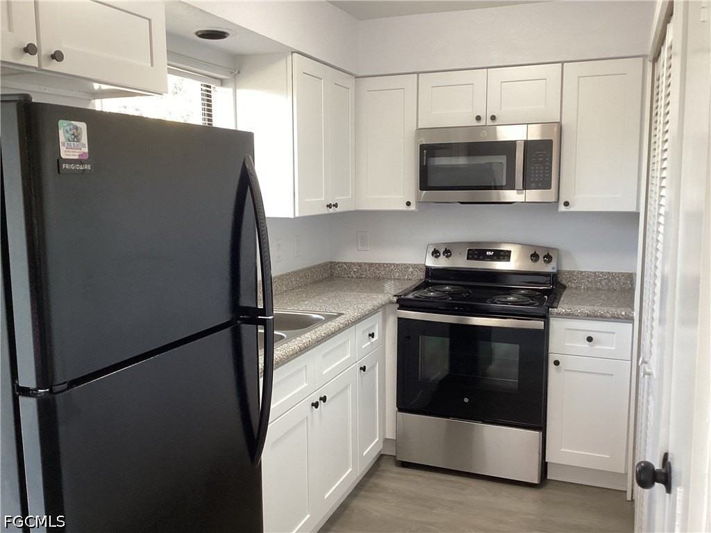 1123 Ne 15th Ln - Photo 3 of 18