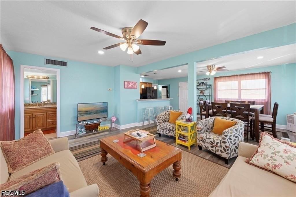 4938 Vincennes St #3 - Photo 4 of 14