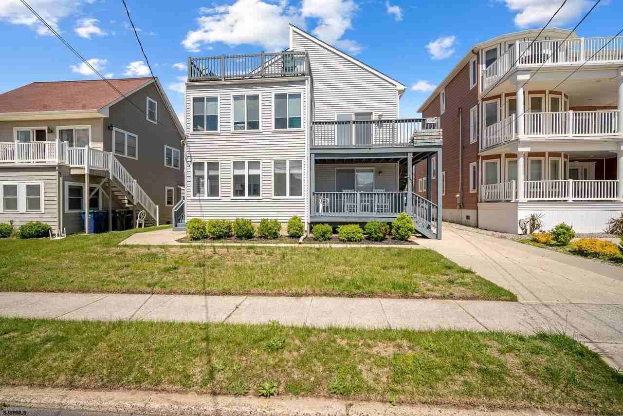 205B 10th St N #B - Photo 3 of 42