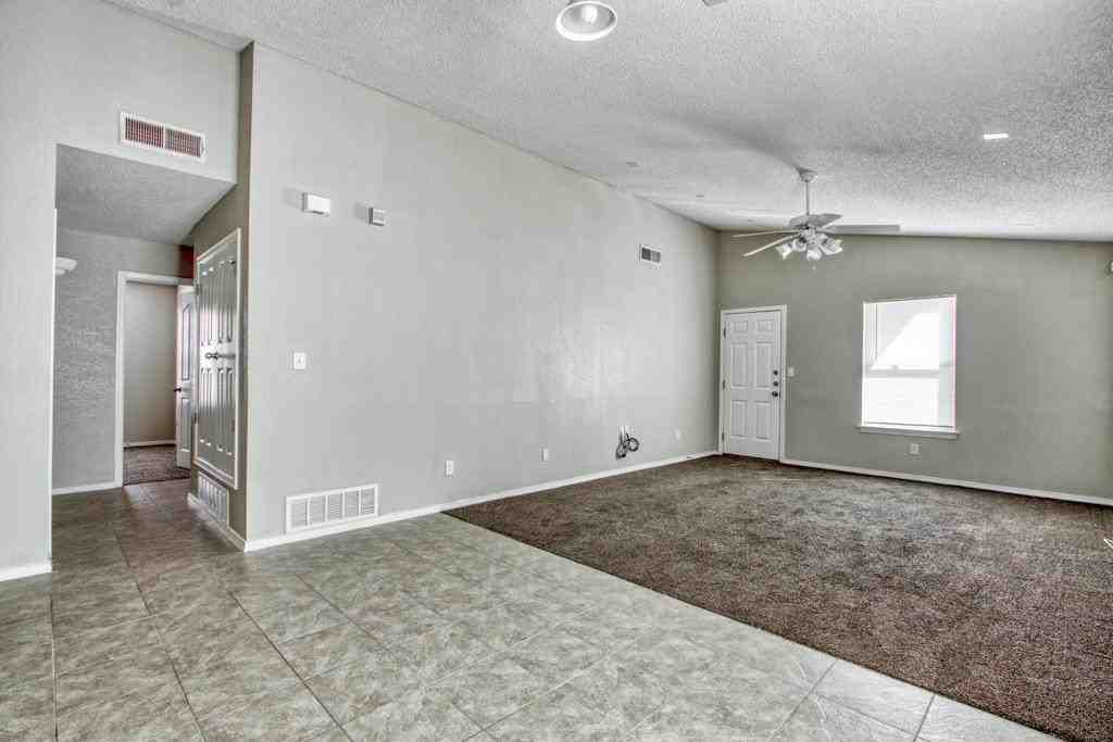 7328 Sachet Cliff Dr - Photo 7 of 41