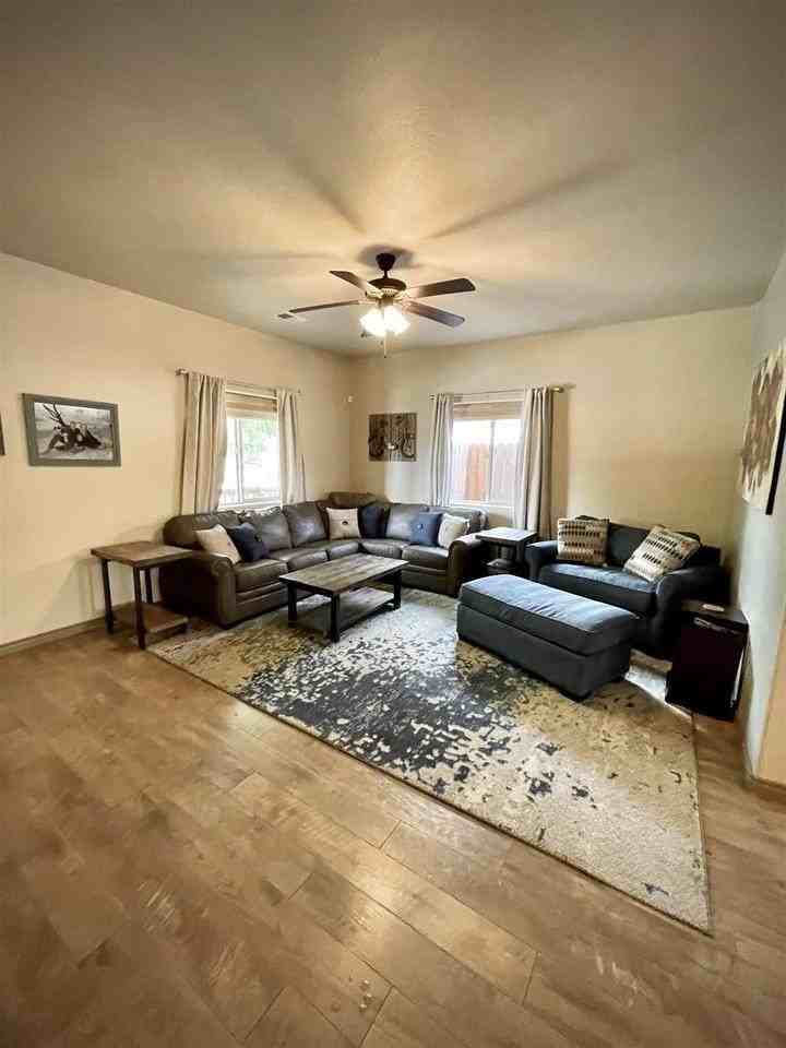 2489 Waite Ave - Photo 6 of 33