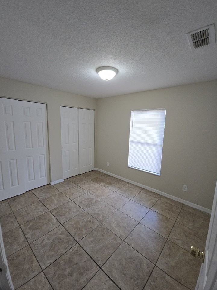 3111 E Cayuga St #1 - Photo 4 of 10