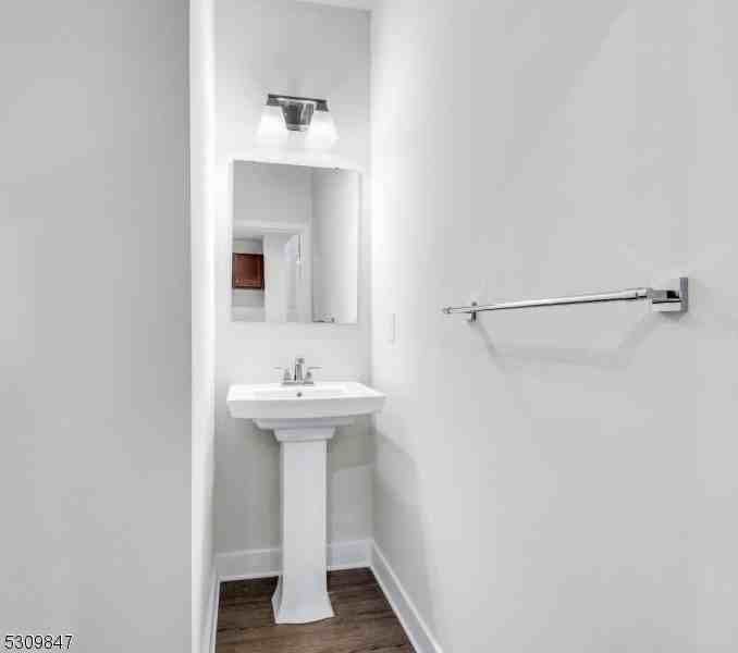 27 Peckwell St - Photo 3 of 25