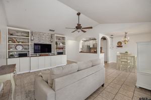 featured image of 400 W South Town Dr