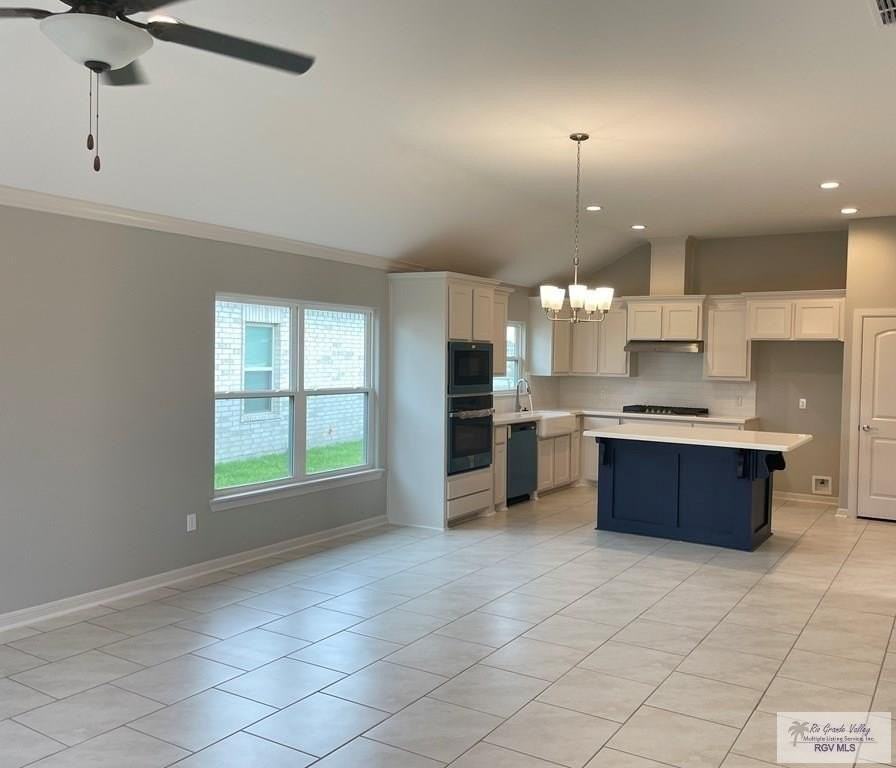 2373 Grove Ln - Photo 4 of 11