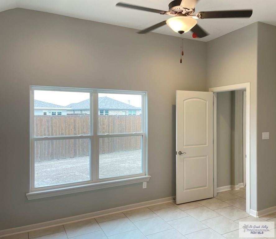 2373 Grove Ln - Photo 7 of 11