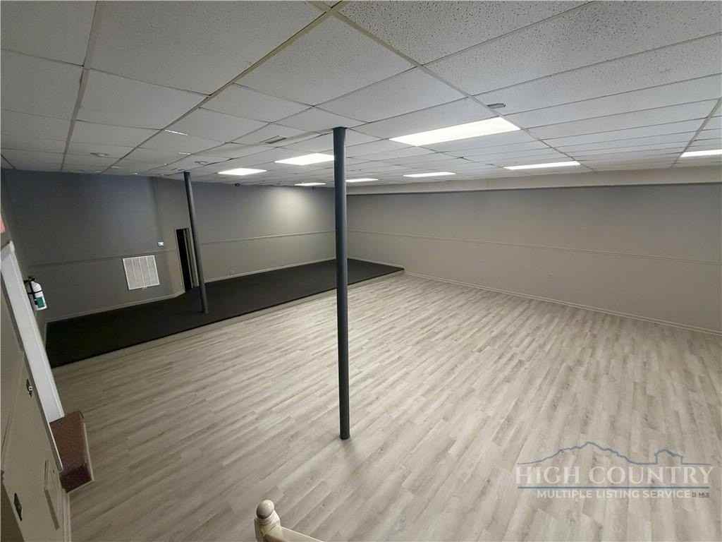 513 E Main Street - Photo 7 of 10