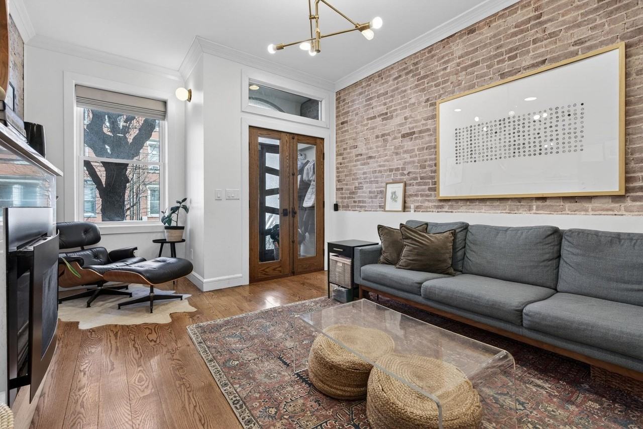 926 Park Ave - Photo 2 of 46