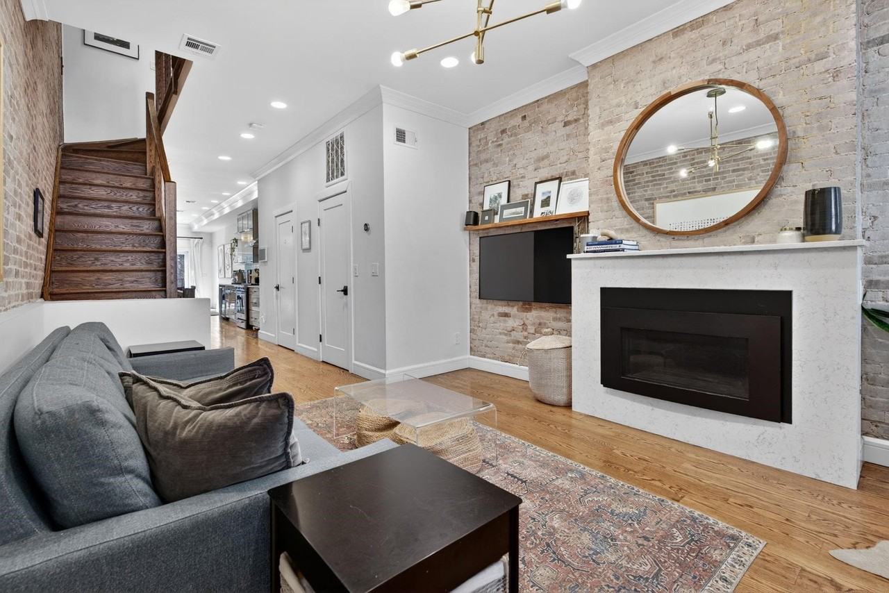 926 Park Ave - Photo 3 of 46