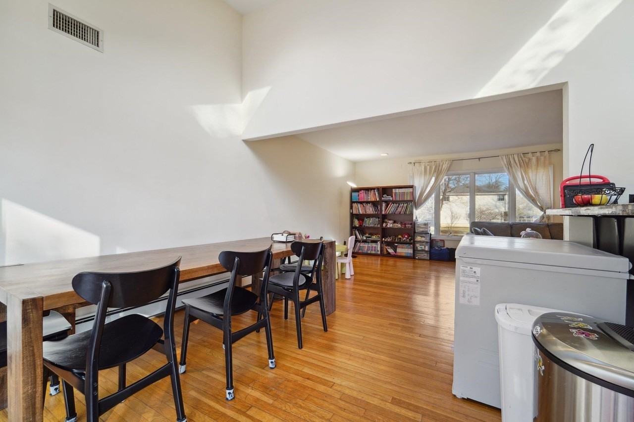 324 Brook St #324 - Photo 7 of 48