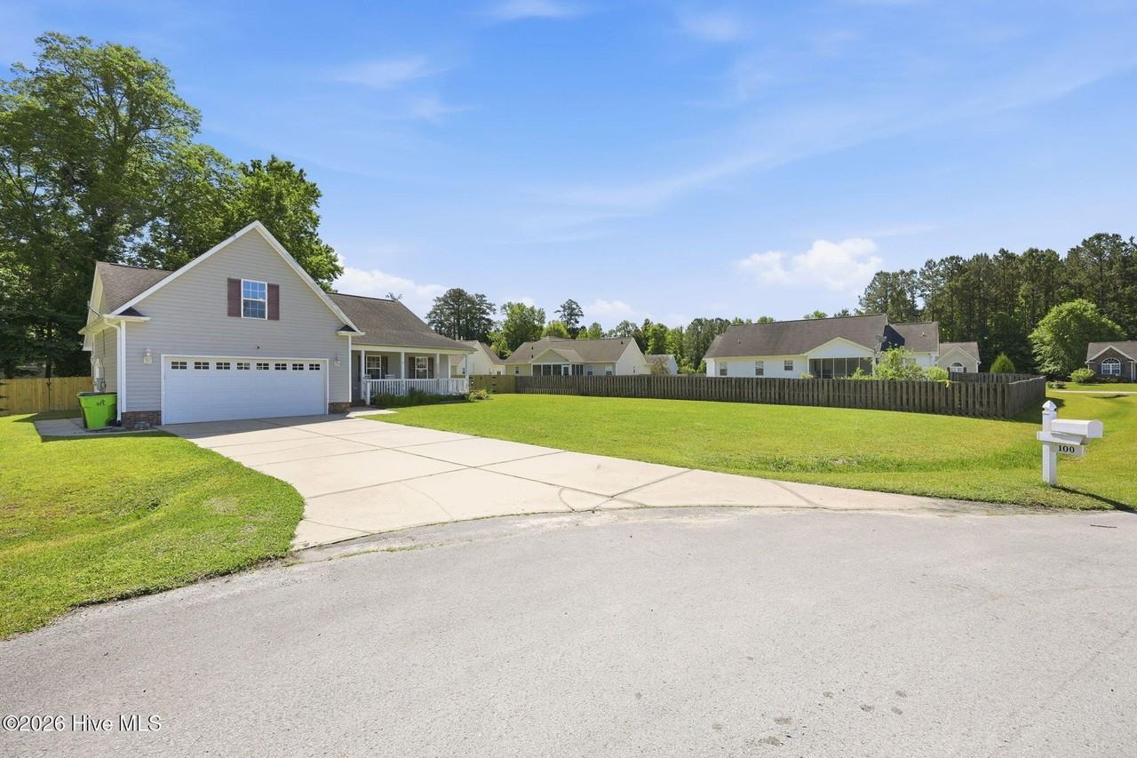 100 Birch Ct - Photo 2 of 49
