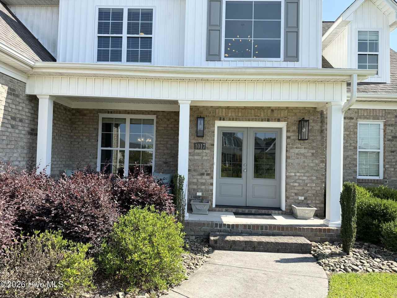 1017 Sedbrook Ln - Photo 2 of 50