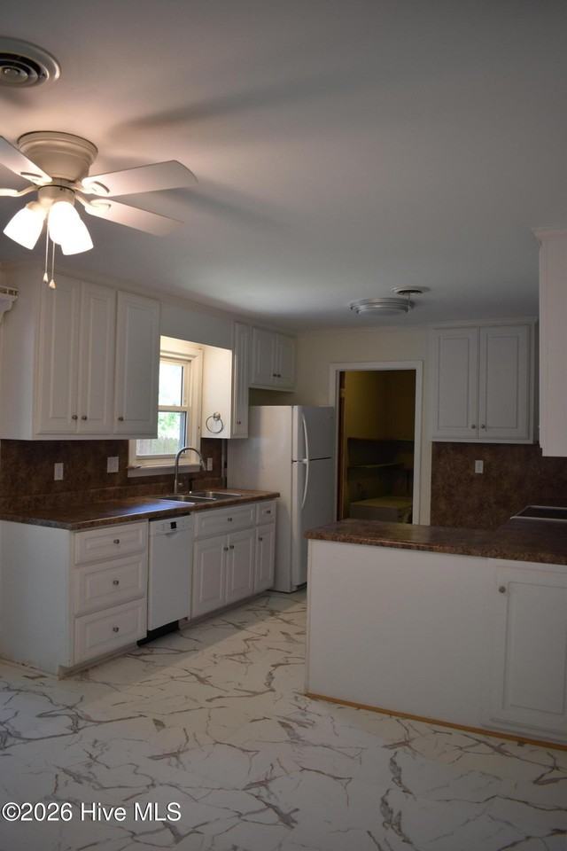 735 Old Edgefield Rd - Photo 2 of 19