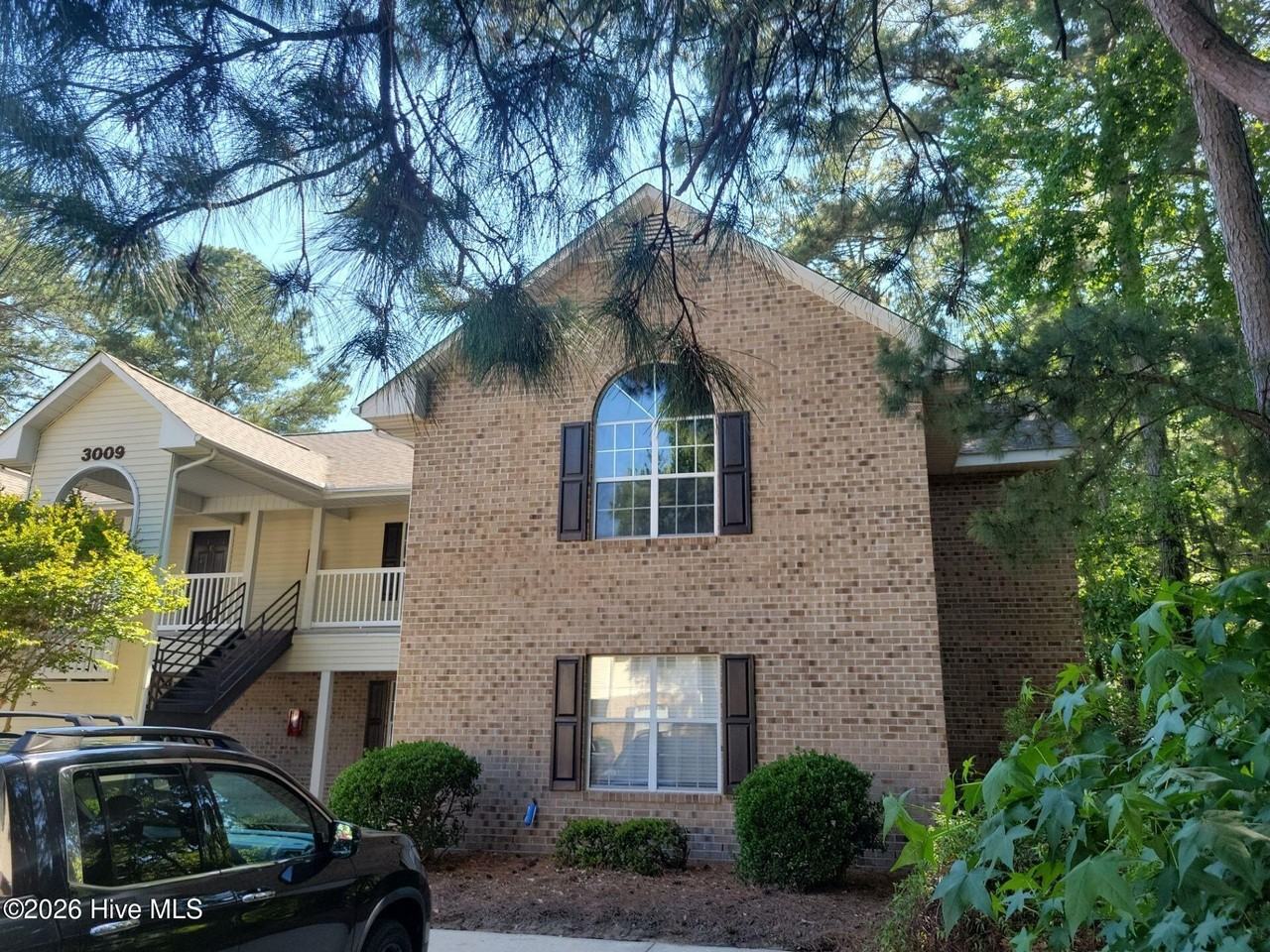 3009 Mulberry Ln #F - Photo 2 of 5