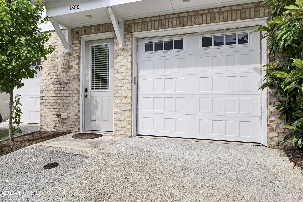 1808 Bungalow Row - Photo 2 of 25