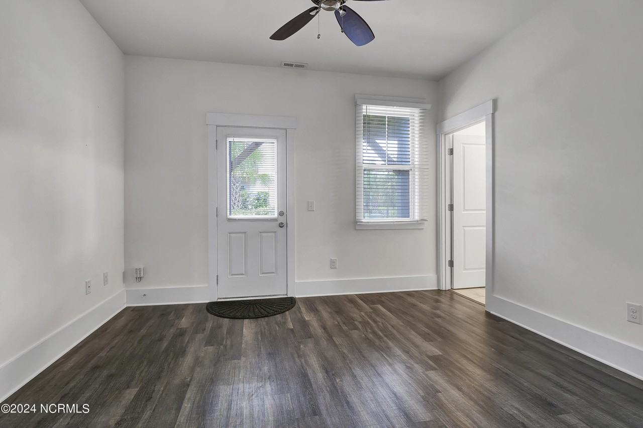 1808 Bungalow Row - Photo 4 of 25
