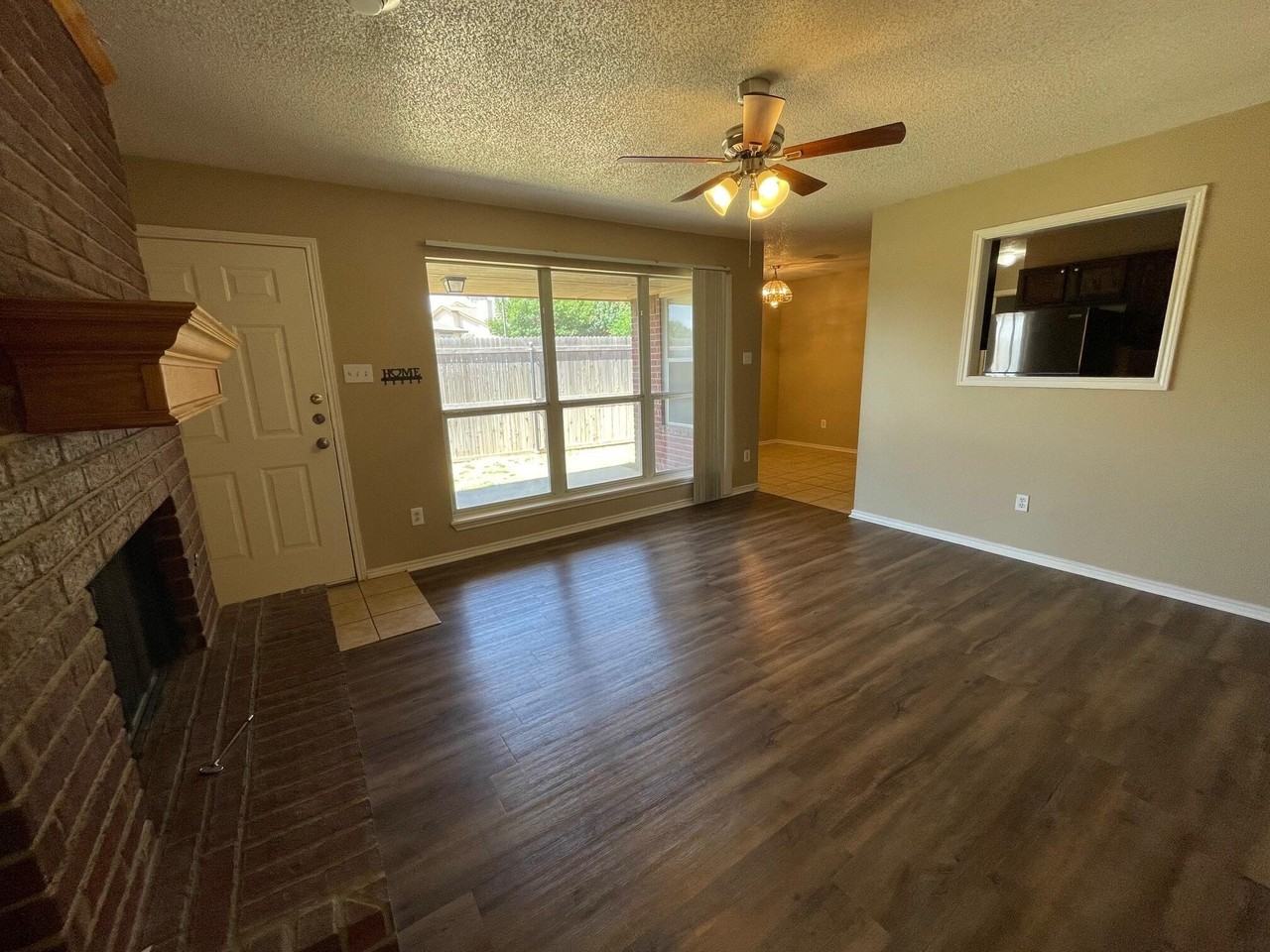 6508 Albany Ave - Photo 7 of 22