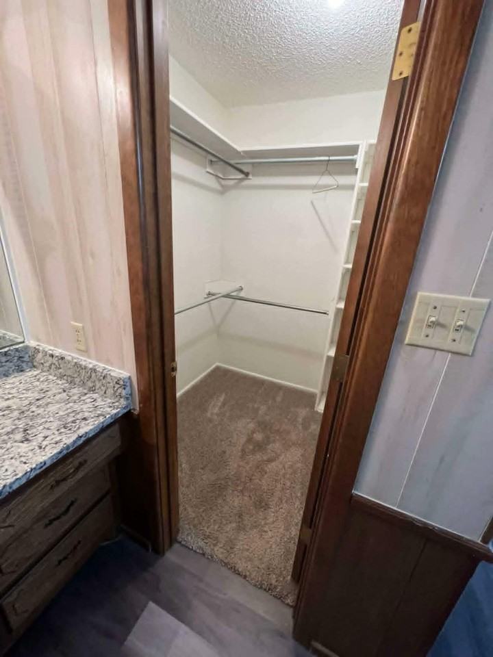 810 Mimosa Ave - Photo 4 of 14