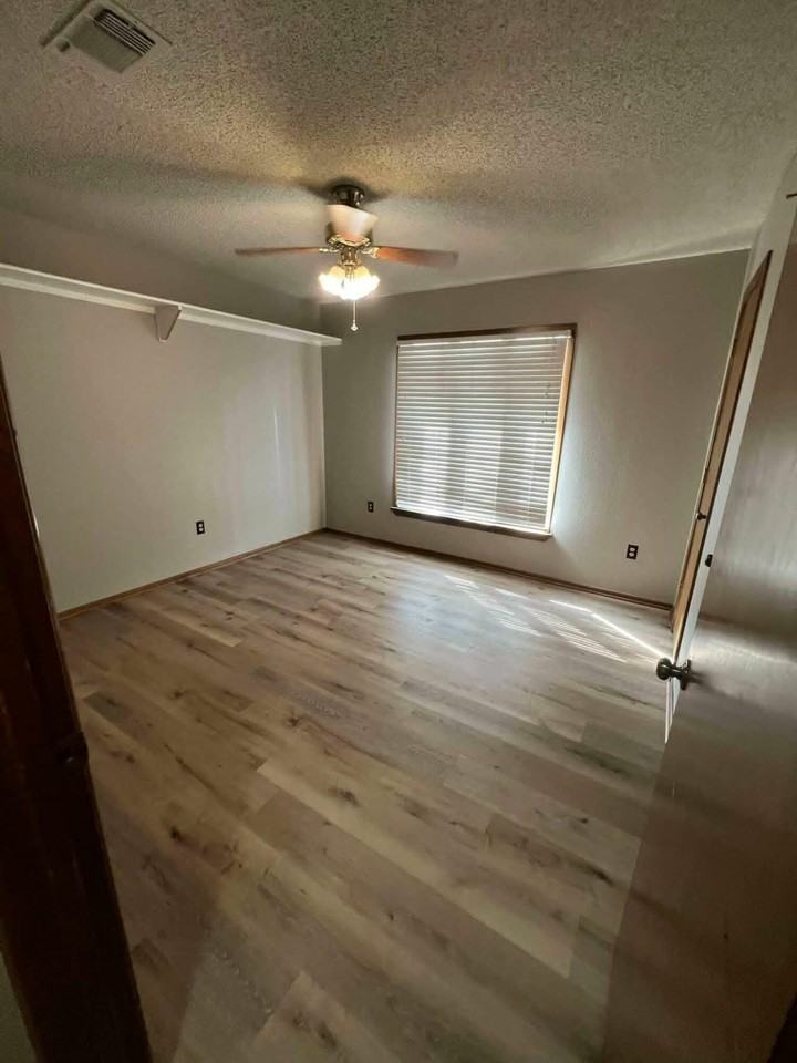 810 Mimosa Ave - Photo 6 of 14