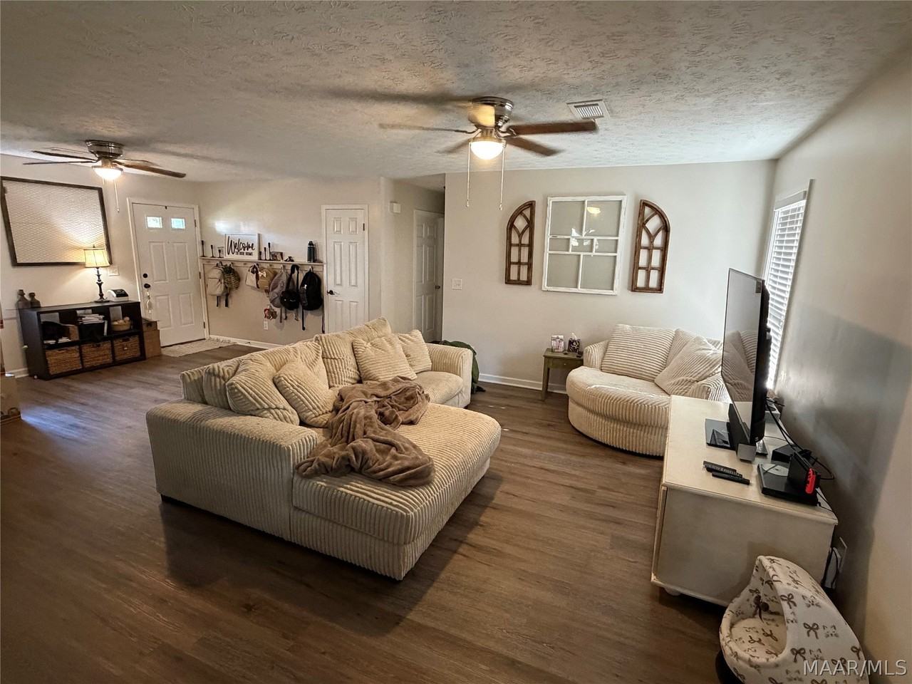 781 Weoka Rd - Photo 2 of 8