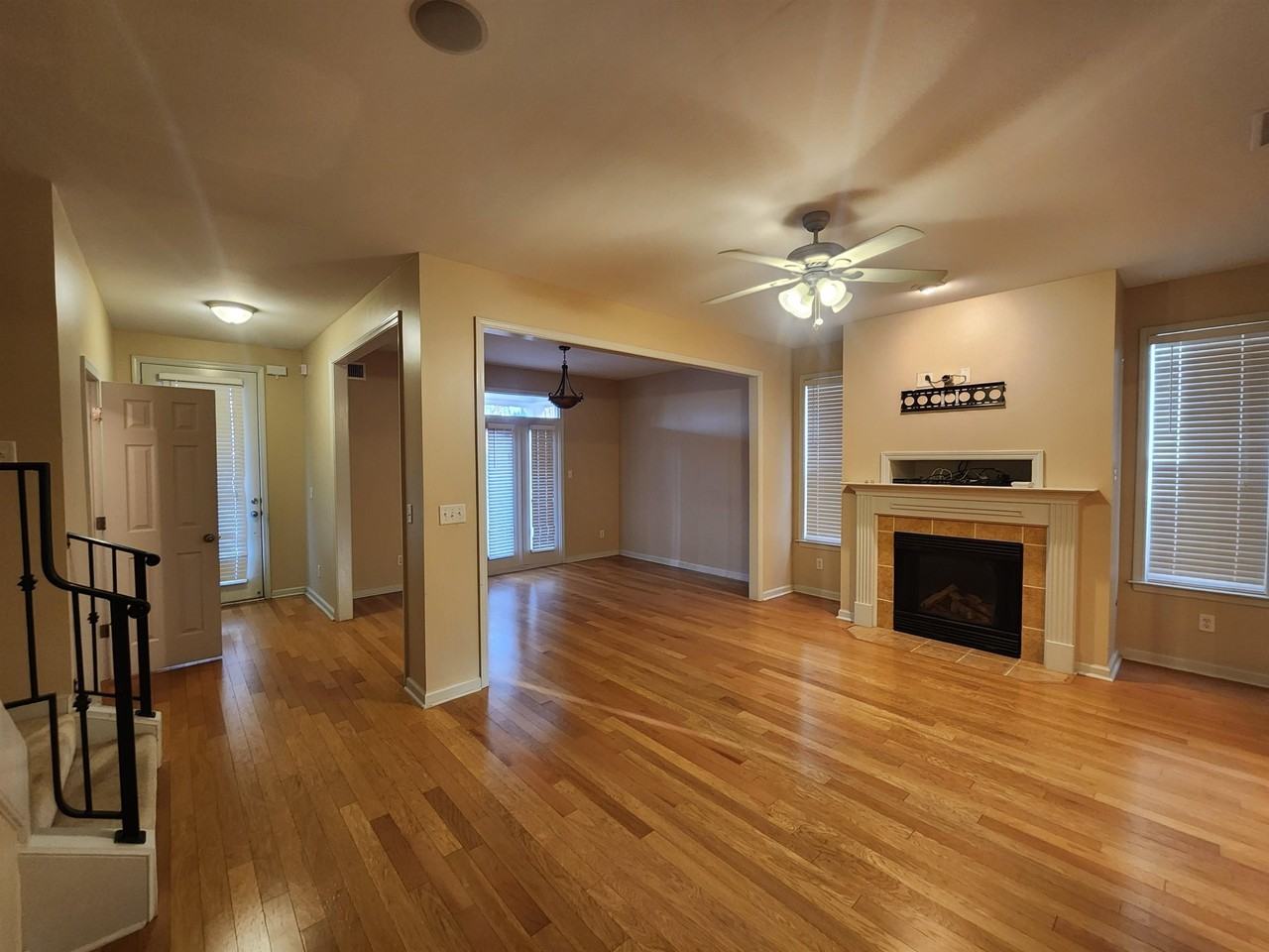 1459 Down River Dr - Photo 5 of 27