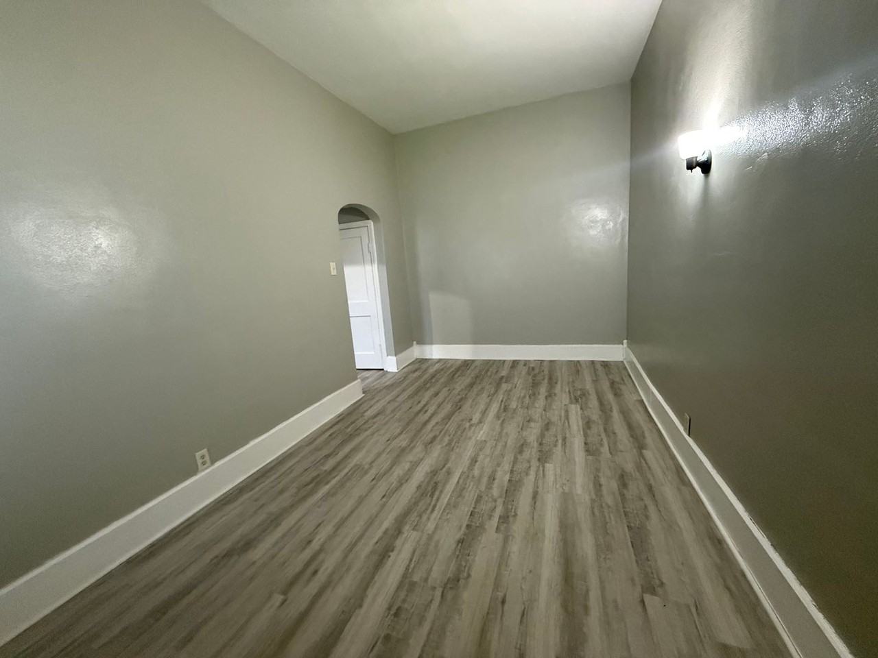 545 W State St #1 - Photo 7 of 11