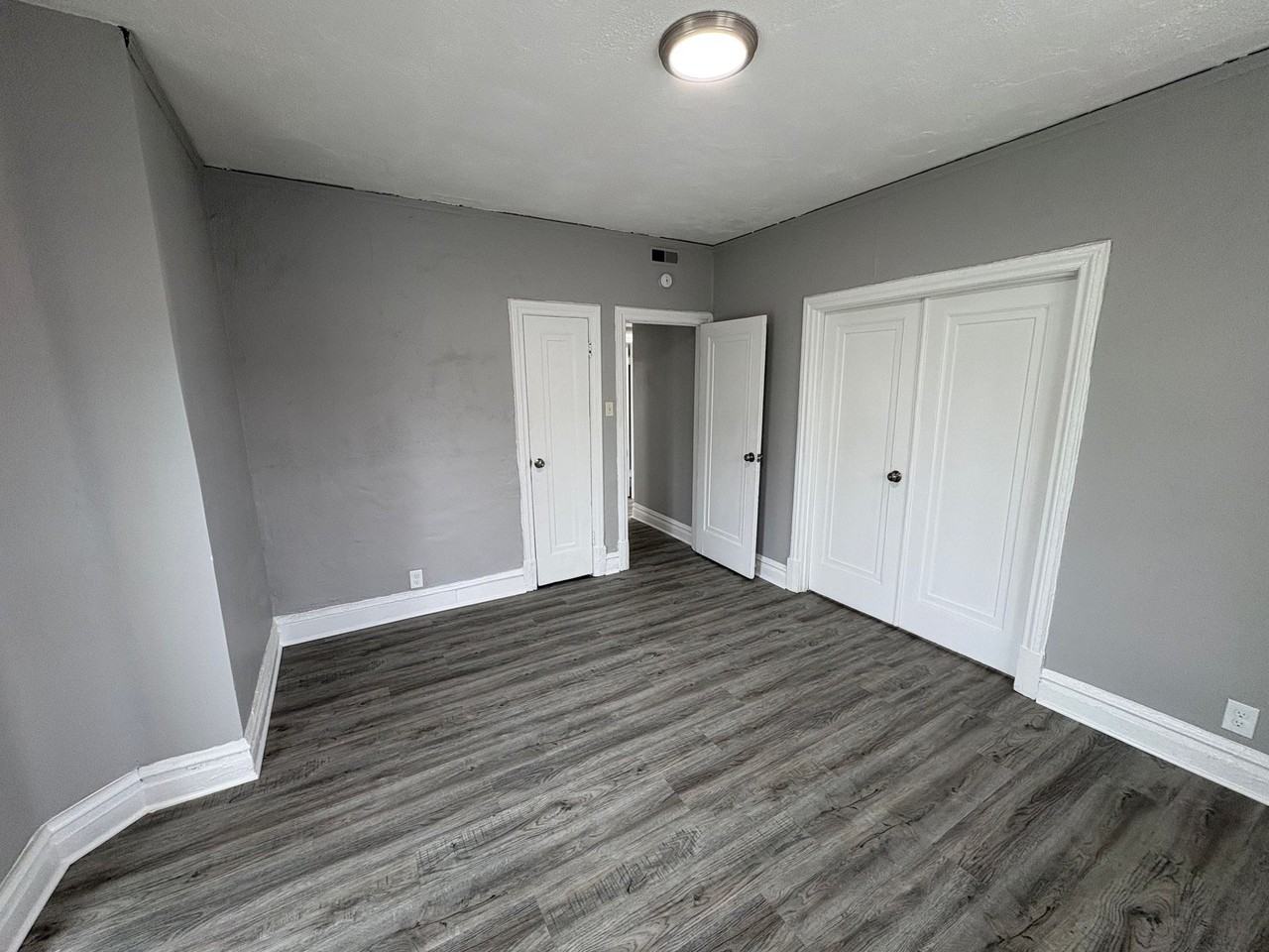 5345-49 Cabanne - Photo 7 of 33
