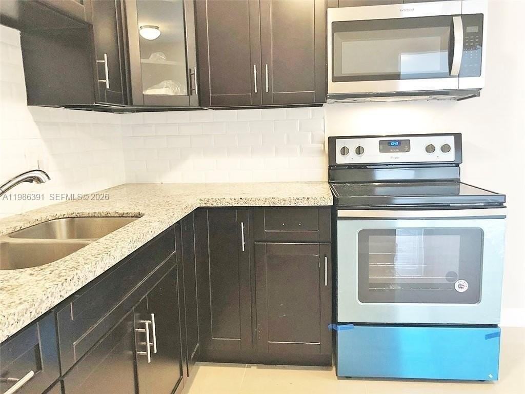 7650 Sw 10th Ct #A - Photo 2 of 19
