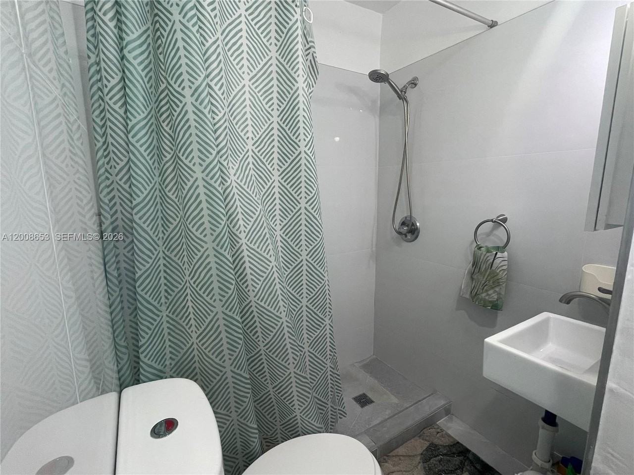 259 Ne 111th St #1 - Photo 5 of 9