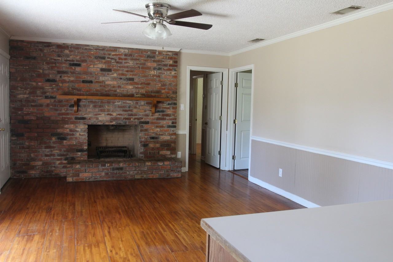 1305 Whispering Pines Rd #1 - Photo 3 of 11