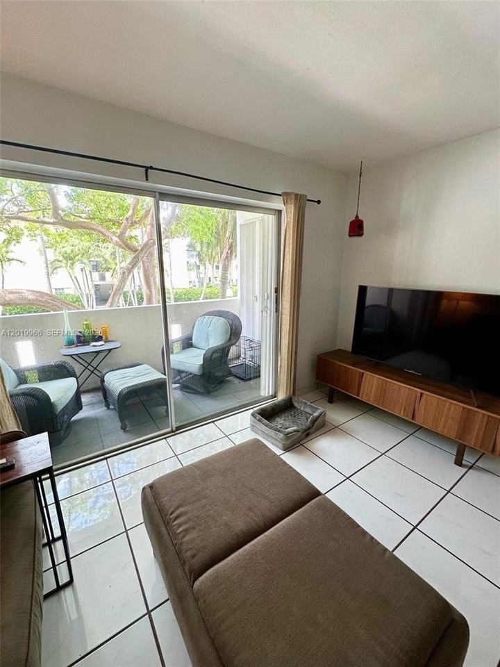 300 Galen Dr #206 - Photo 5 of 25