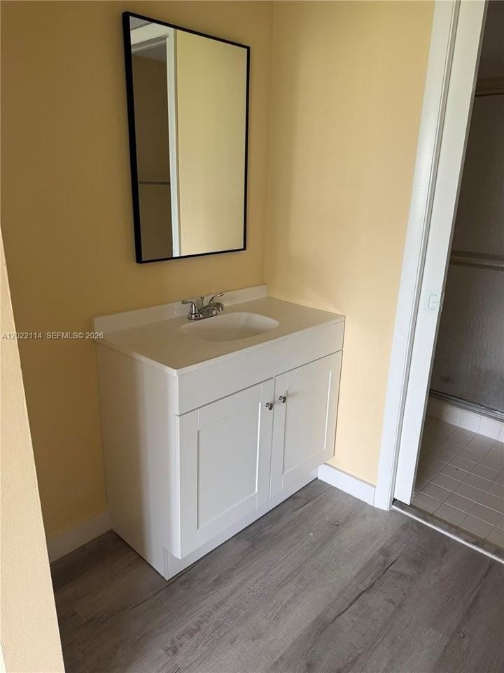 2603 Se 20th Ct #102A - Photo 5 of 6