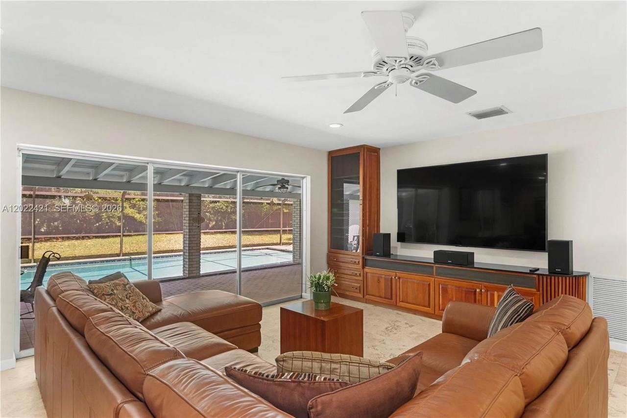 6845 Sw 129th Ter - Photo 3 of 25