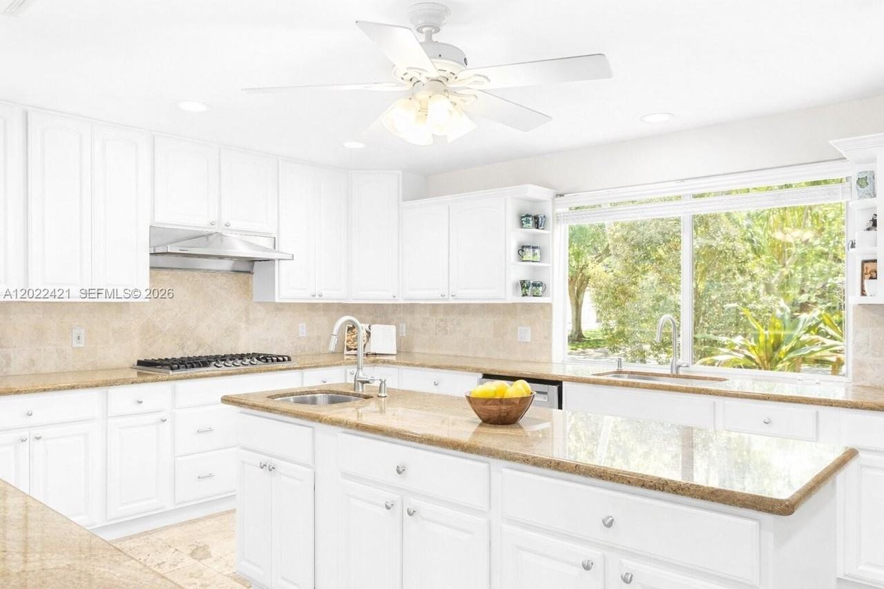 6845 Sw 129th Ter - Photo 7 of 25